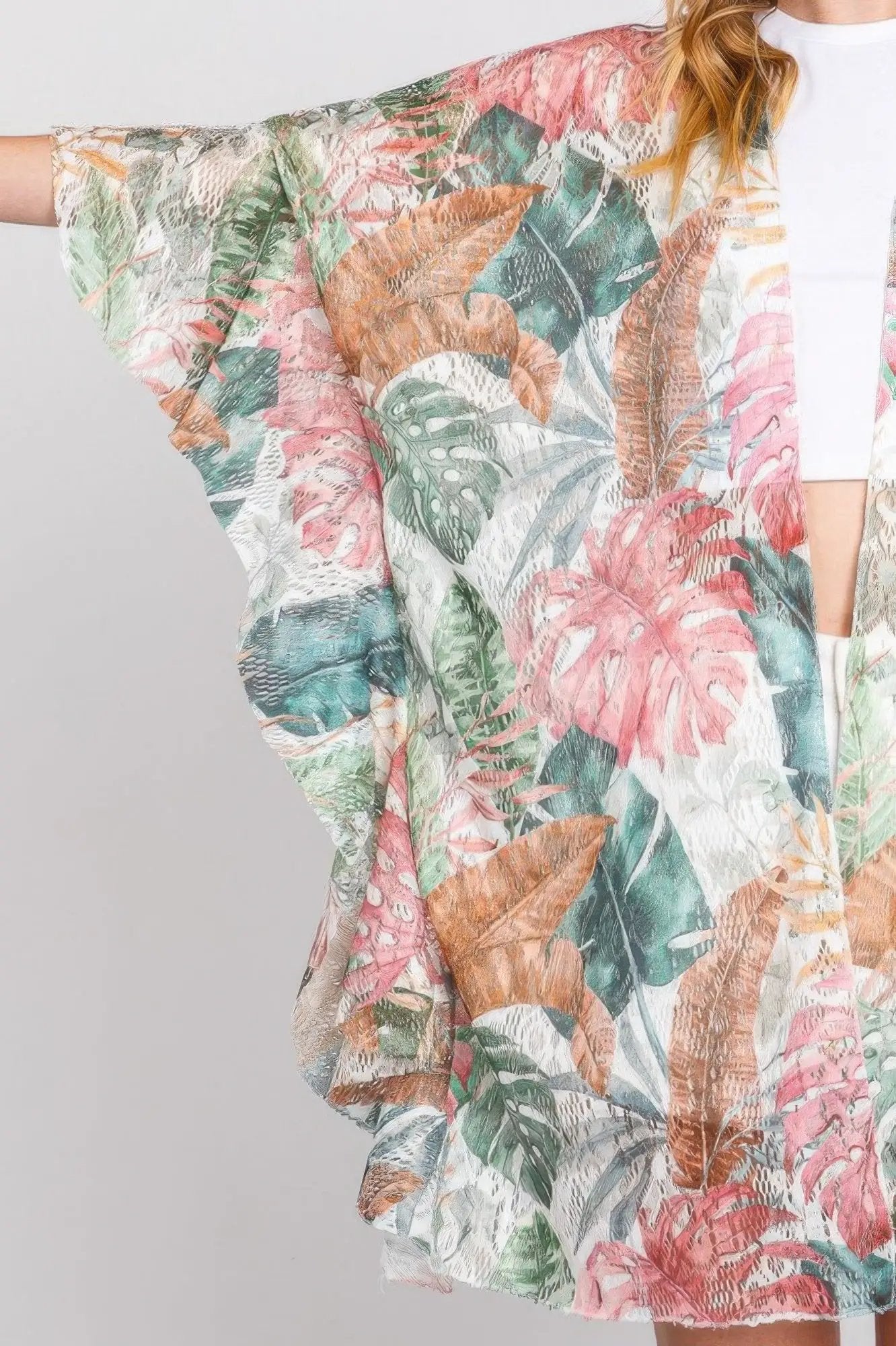 Ruffle Lined Tropical Leaves Print Open Frontcover